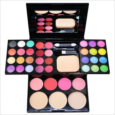 All-in-One Makeup Gift Set